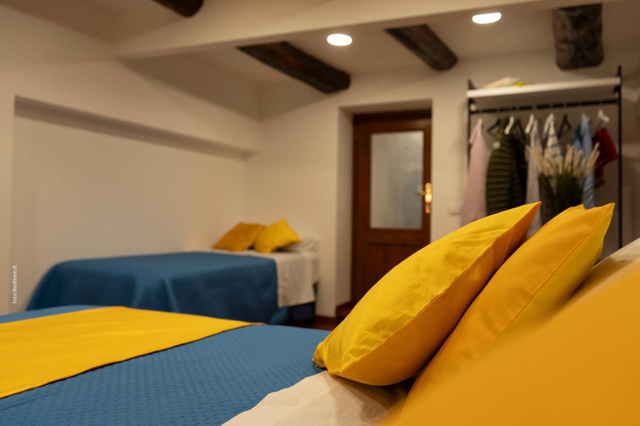 Two Rooms Chiaia 37 Νάπολη Εξωτερικό φωτογραφία