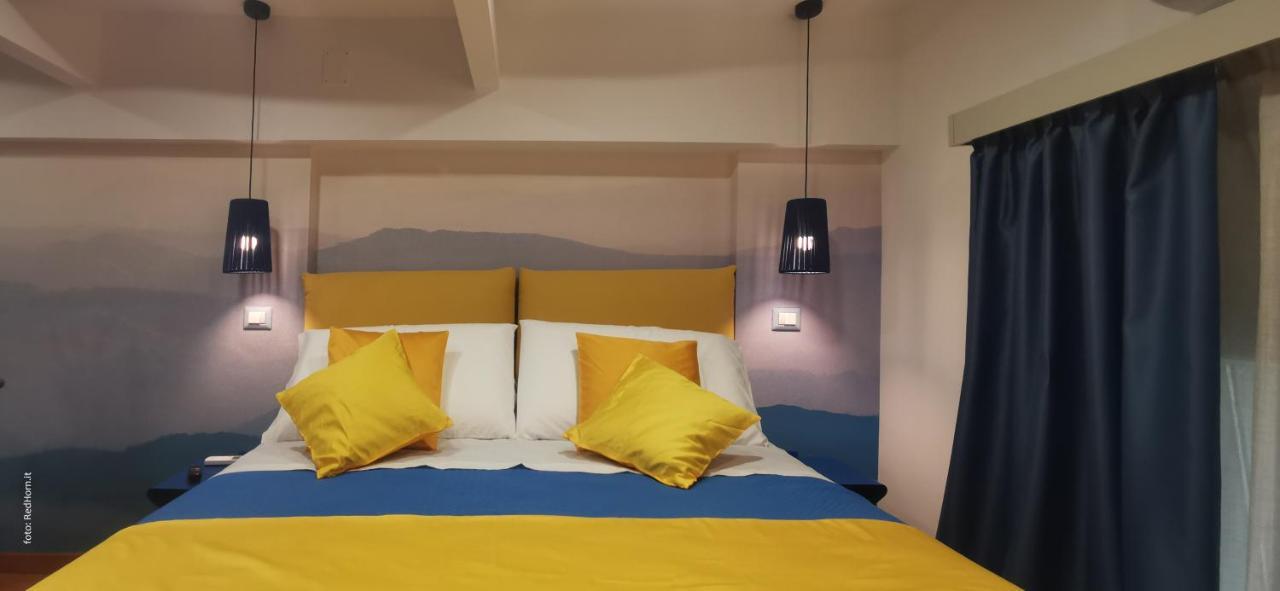 Two Rooms Chiaia 37 Νάπολη Εξωτερικό φωτογραφία