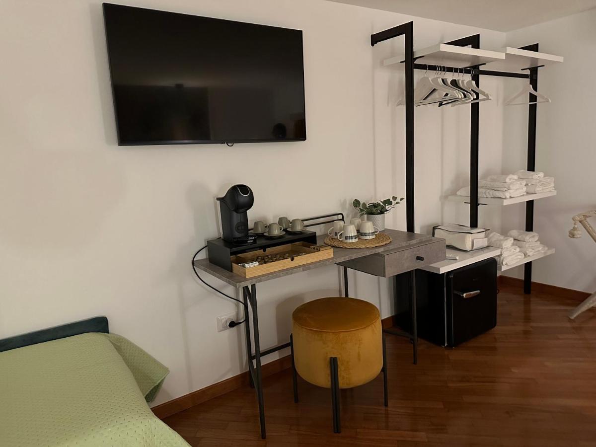 Two Rooms Chiaia 37 Νάπολη Εξωτερικό φωτογραφία